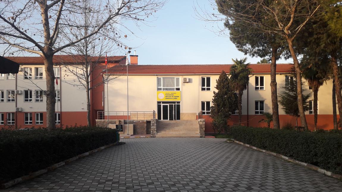Pamukova Mesleki ve Teknik Anadolu Lisesi Fotoğrafı